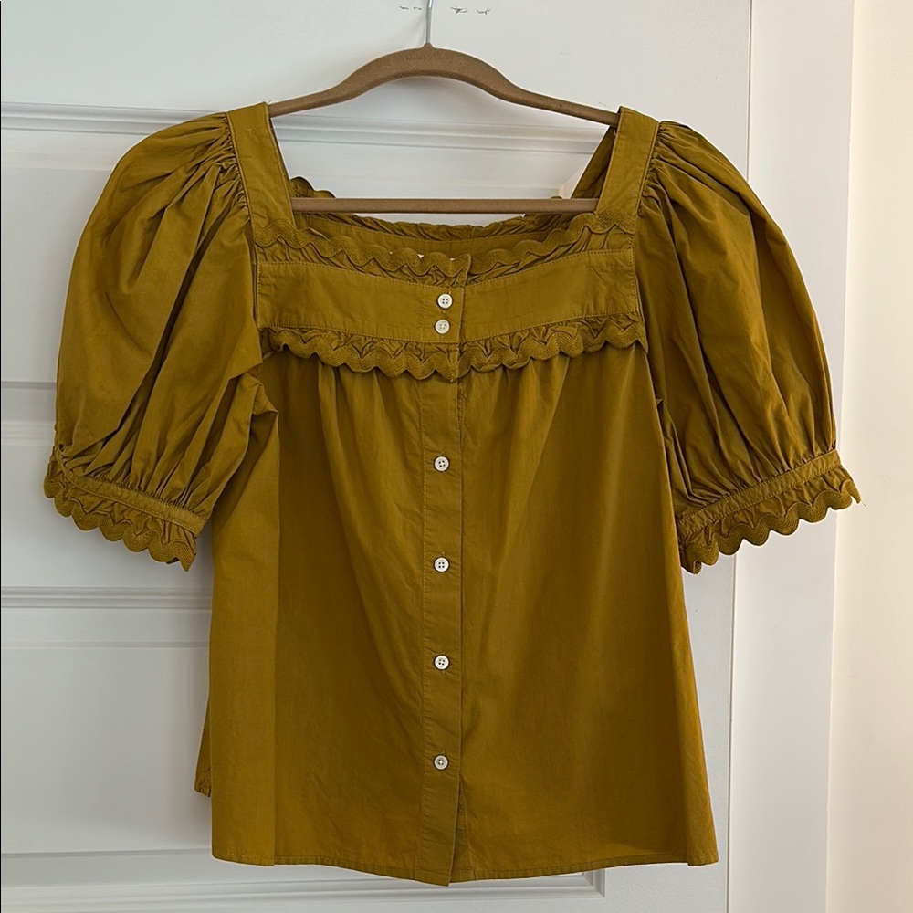 Women's Mustard Puff Sleeve Top